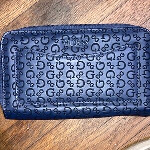 Guess wallet